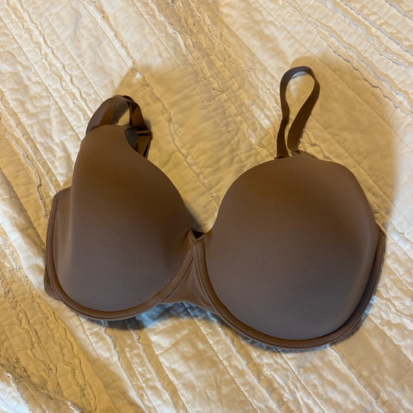 SKIMS Fits EverybodyTshirt Bra 34F - Picture 3 of 4